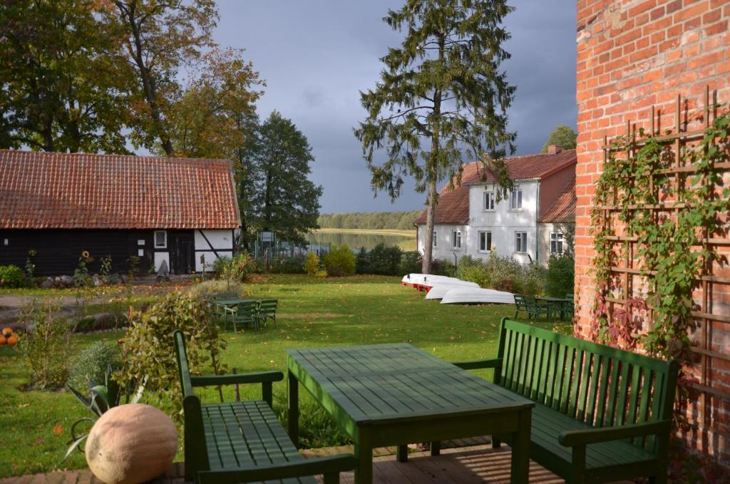 Stara Szkola W Harszu Bed & Breakfast Pozezdrze Dış mekan fotoğraf
